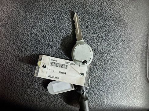 Used 2013 Jeep Wrangler Sahara w/ Connectivity Group image 34