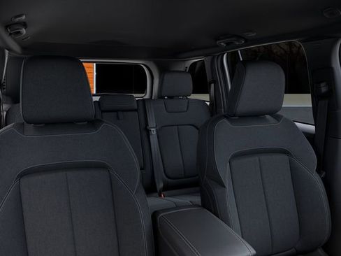 New 2026 Jeep Grand Cherokee Laredo image 26