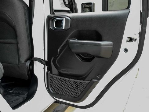 Used 2024 Jeep Wrangler Sport S image 46