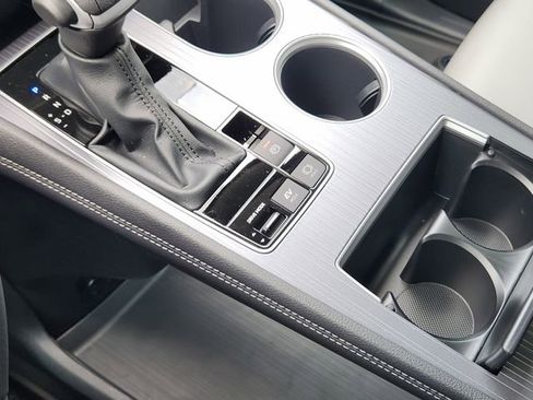 New 2026 Toyota Sienna XLE FWD image 17