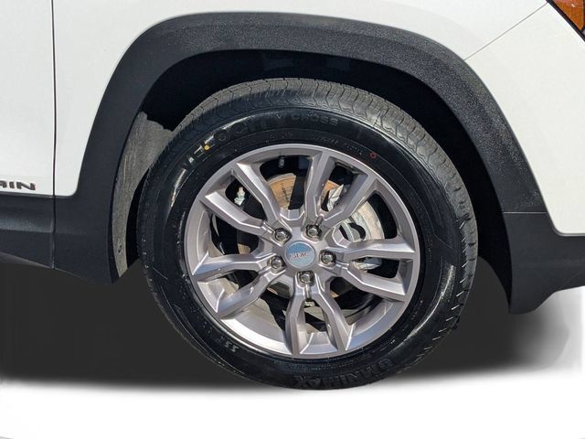 Used 2022 GMC Terrain SLT FWD image 19