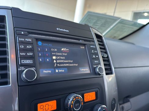 Used 2019 Nissan Frontier SL image 25