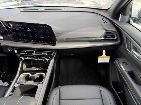 New 2026 Chevrolet Traverse LT w/ Sun and Wheel Package image 46