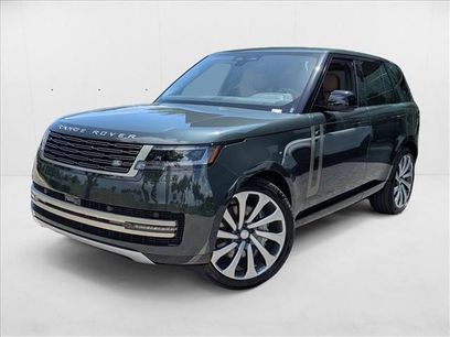 New 2025 Land Rover Range Rover SE