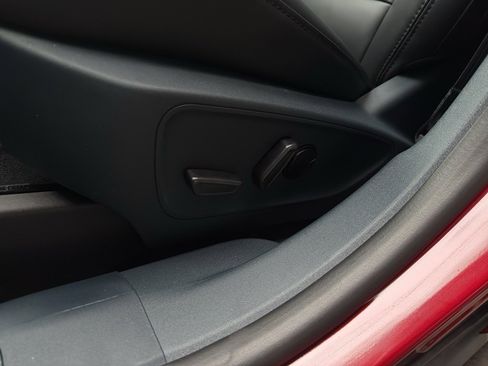 Used 2026 Ford Maverick Lariat w/ Black Appearance Package image 17