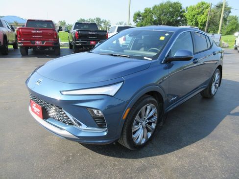 Used 2026 Buick Envista Avenir FWD image 10