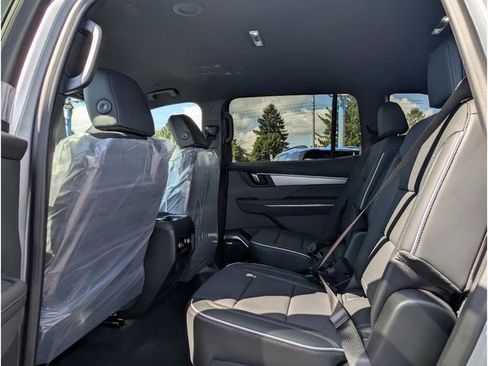 New 2026 Buick Enclave Preferred w/ Power Package image 10