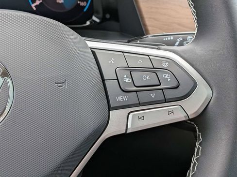 New 2026 Volkswagen Atlas SE FWD image 27