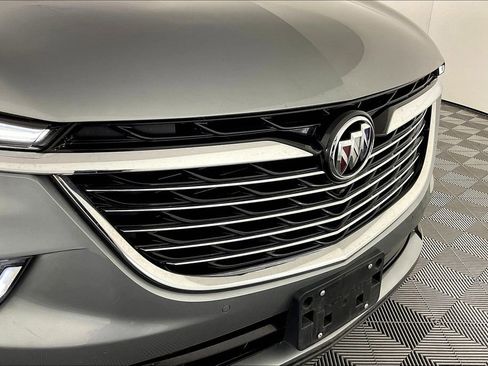 Used 2024 Buick Enclave Premium image 39