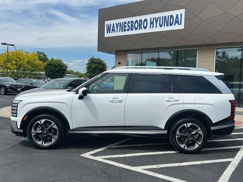 Certified 2026 Hyundai Palisade Limited AWD/4WD image 4