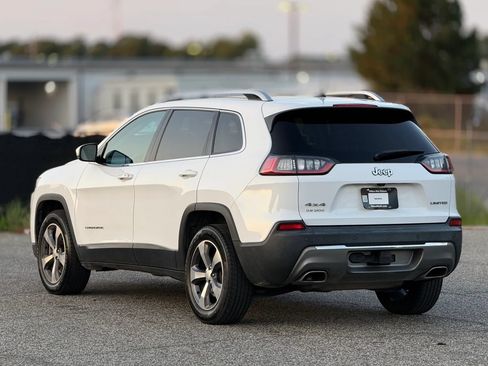 Used 2019 Jeep Cherokee Limited w/ Trailer Tow Group AWD/4WD image 10