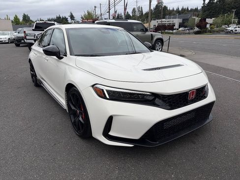 Used 2024 Honda Civic Type R image 12