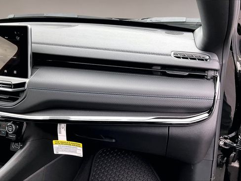 New 2026 Jeep Compass Latitude image 23