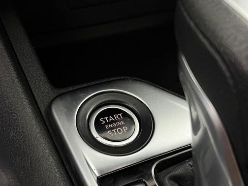 Used 2020 Nissan Sentra SV FWD image 8