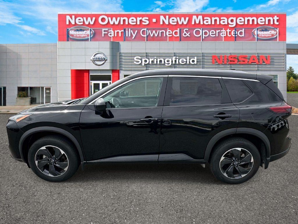 Certified 2025 Nissan Rogue SV w/ SV Premium Package AWD/4WD image 6
