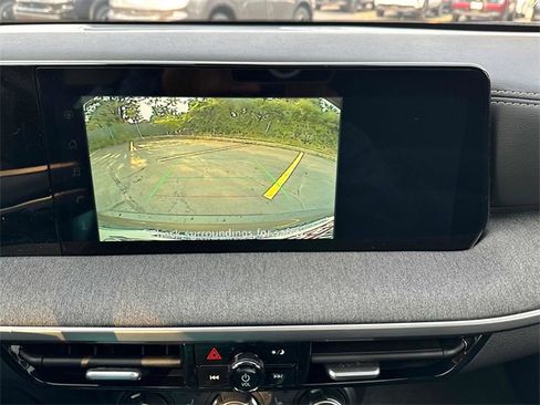 New 2025 Nissan Kicks SV w/ SV Premium Package image 13