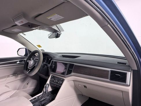 Used 2019 Volkswagen Atlas SE image 25