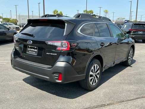 Used 2021 Subaru Outback Premium w/ Popular Package #1 AWD/4WD image 3