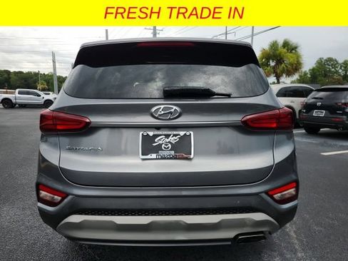 Used 2020 Hyundai Santa Fe SE FWD image 4