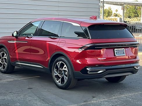 New 2025 Lincoln Nautilus Premier w/ Equipment Group 102A image 6