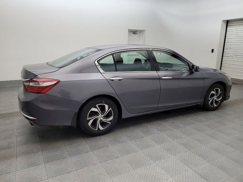 Used 2017 Honda Accord LX image 10
