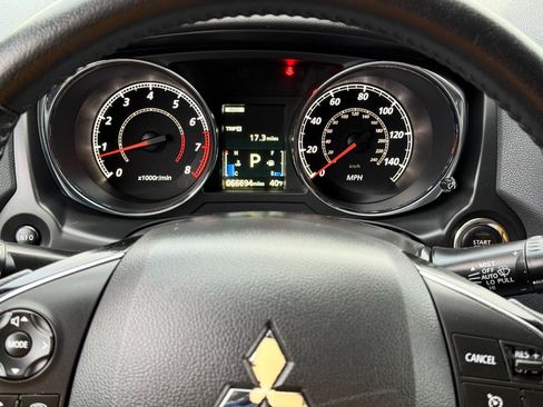 Used 2021 Mitsubishi Outlander Sport SE AWD/4WD image 17
