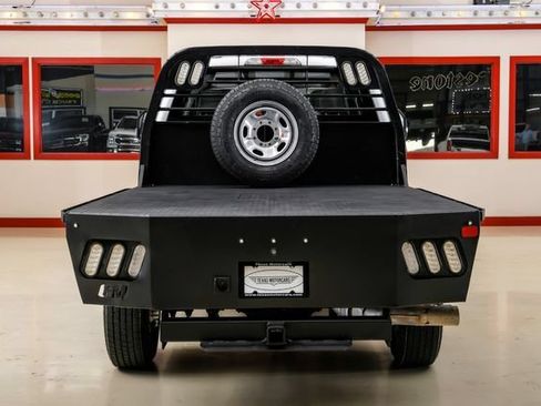 Used 2022 Ford F250 XL w/ Power Equipment Group AWD/4WD image 12