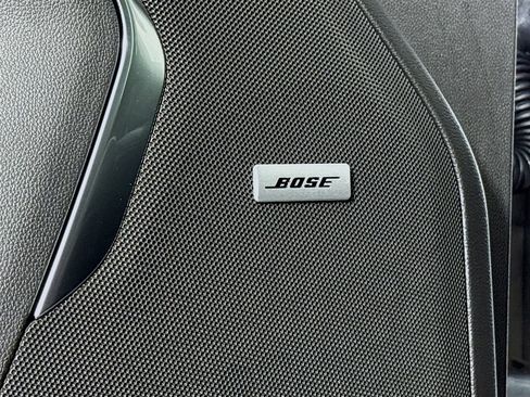 New 2025 Chevrolet Suburban Premier image 18