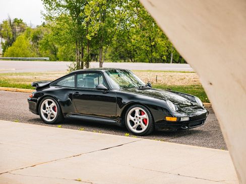 Used 1996 Porsche 911 Turbo RWD image 12
