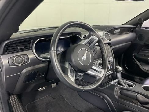 Used 2021 Ford Mustang GT Premium w/ Equipment Group 401A RWD image 18