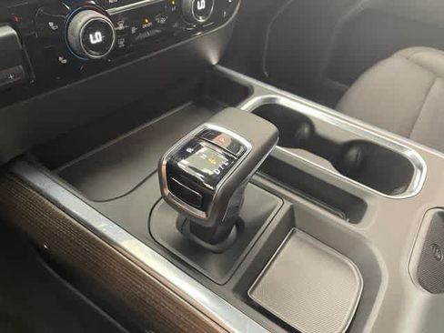 Certified 2022 Chevrolet Silverado 1500 LT Trail Boss w/ Convenience Package II AWD/4WD image 7