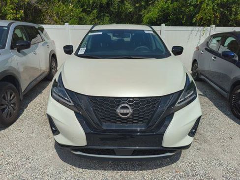 Certified 2024 Nissan Murano SV w/ SV Midnight Edition Package FWD image 3