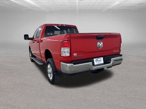 Used 2024 RAM 2500 Big Horn w/ Bed Utility Group image 10