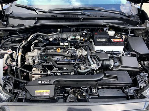 Used 2024 Toyota Corolla Cross L FWD image 31