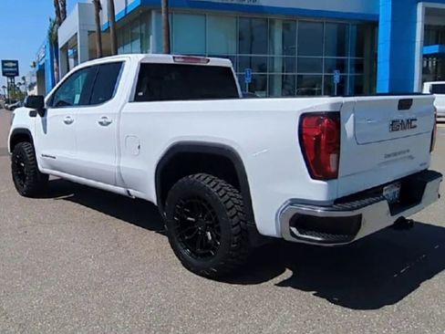 Used 2022 GMC Sierra 1500 SLE w/ Driver Alert Package I image 6
