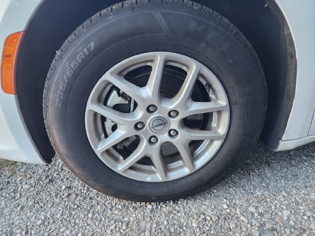 Used 2025 Chrysler Pacifica Select FWD image 3