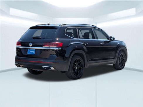 Used 2022 Volkswagen Atlas SE w/ Black Wheel Package FWD image 6