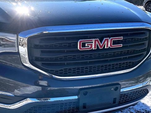 Used 2018 GMC Acadia SLT image 27