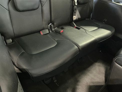 Used 2020 Nissan Armada SL w/ Premium Package AWD/4WD image 18