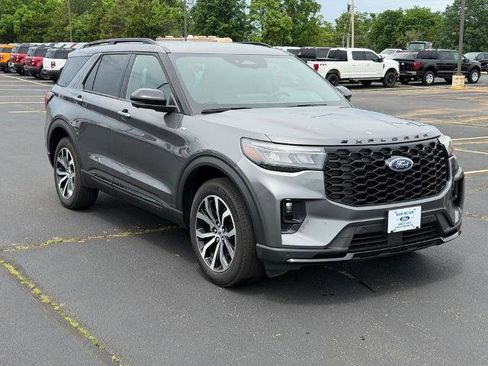 Certified 2025 Ford Explorer ST-Line AWD/4WD image 1