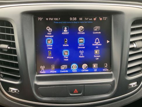 Used 2016 Chrysler 200 Limited w/ Anniversary Edition FWD image 32