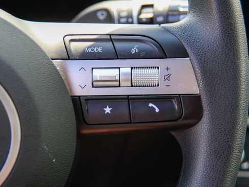 Used 2026 Hyundai Tucson SE FWD image 13