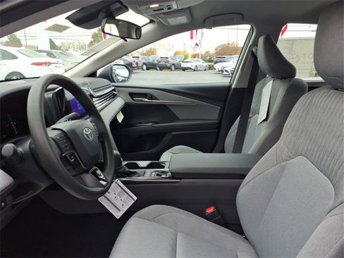 New 2026 Toyota Camry LE image 5