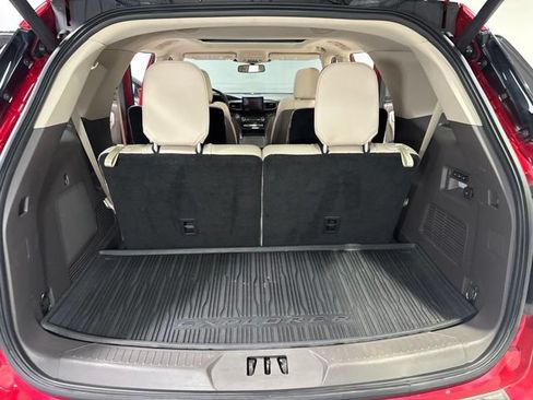 Used 2020 Ford Explorer Platinum AWD/4WD image 30