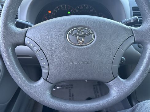 Used 2005 Toyota Camry LE FWD image 41