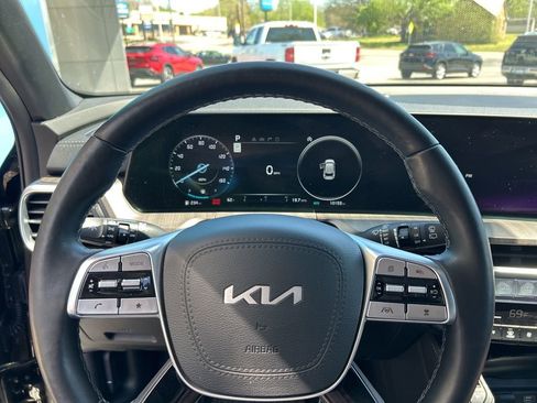 Used 2024 Kia Telluride SX AWD/4WD image 12