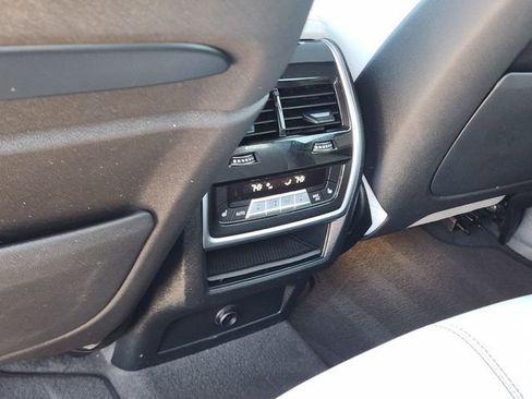 Used 2023 BMW X5 xDrive40i w/ Executive Package AWD/4WD image 27