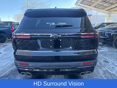 Used 2026 Chevrolet Traverse LT w/ Midnight/Sport Edition image 7