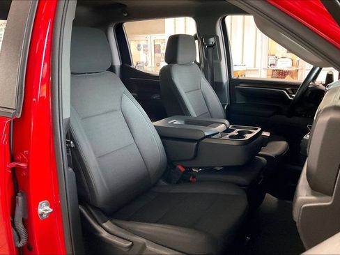 Used 2025 Chevrolet Silverado 1500 LT RWD image 22