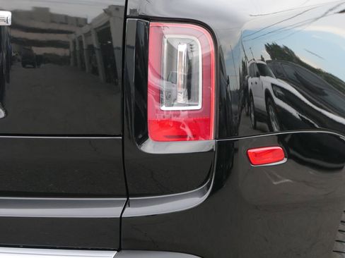 Used 2022 Rolls-Royce Cullinan Base image 5